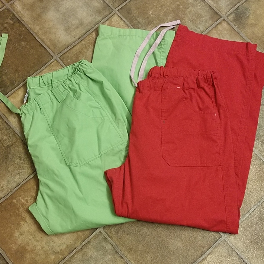 XL scrub pants